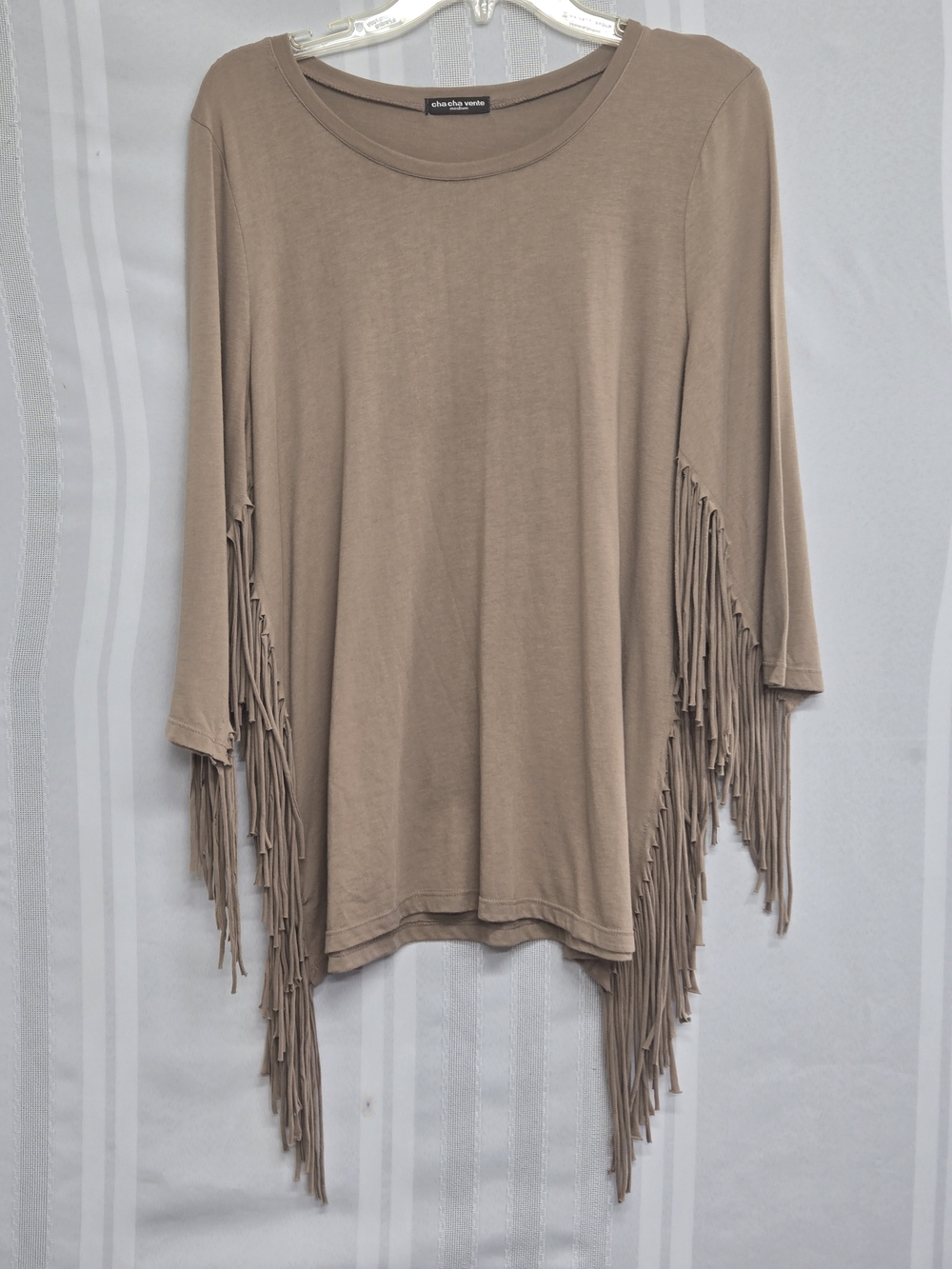 cha cha vente Taupe Fringe Sleeve Women's Top Size Medium